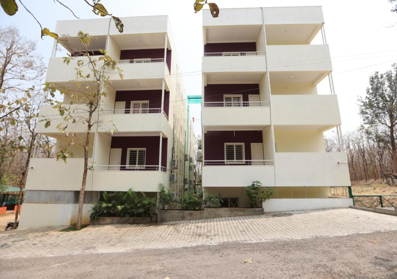 Hotel The Green Orchid Mysore Ngoại thất bức ảnh